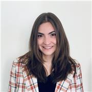 Laureata magistrale con il massimo dei voti in Lettere moderne offre aiuto compiti (per elementari e medie di tutte le materie) e